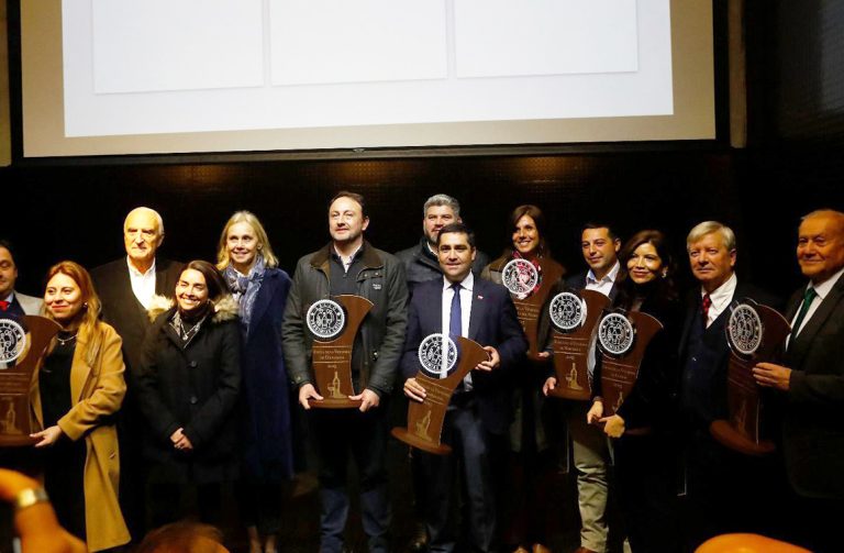 O selo procura destacar o compromisso de fortalecer as festas da vindima como um produto turístico em que a cultura do vinho é o centro dessas festividades. Foto Enoturismo Chile