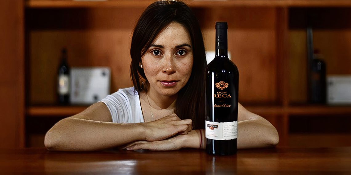 cynthia ortiz enóloga de viña la rosa de chile al paladar | noticias del vino en chile Cynthia Ortiz, enóloga de Viña La Rosa, reconocida en el Master Winemaker Top 100 de The Drinks Business