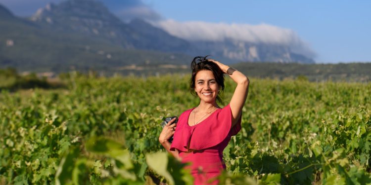 Amidst emblematic vineyards, villages with millenia-old history and grand wineries, La Rioja confirms why it is an unmissable destination for any wine lover. Photo: Nick Charlesworth.