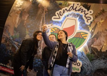 Vinos, gastronomía, música y espíritu colchagüino del 1 al 3 de mayo en Plaza de Armas de San Fernando. Foto: Cedida.