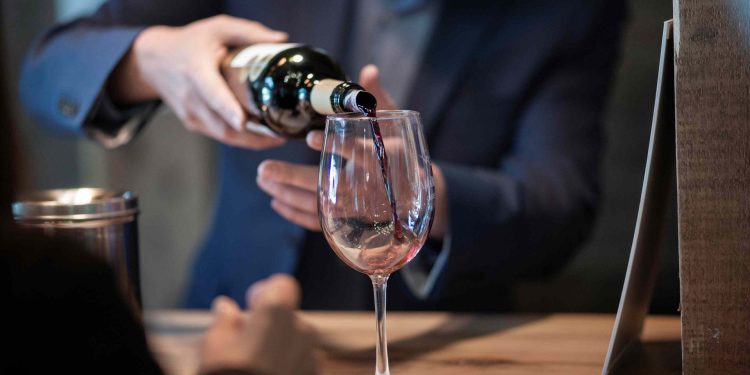 Viña Ravanal prepara una experiencia enogastronómica de ocho tiempos buscando consolidar a Colchagua como un referente del turismo vitivinícola. Foto: Viña Ravanal.